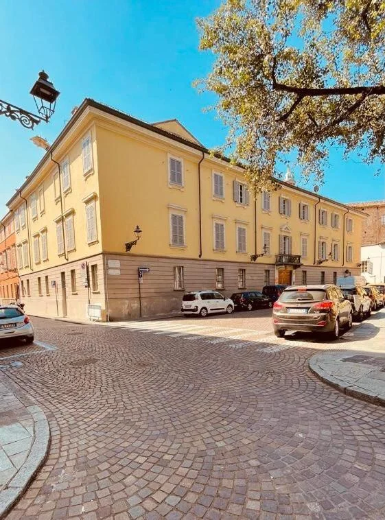 Palazzo Borgocolonne Apartments